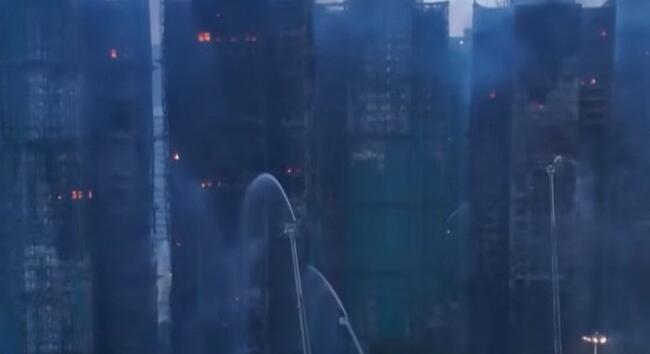 Tűz Hongkongban: rengetegen meghaltak, 280 embert még mindig keresnek