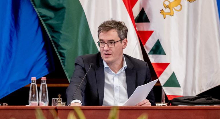 Gulyás Gergely olyat mondott a Kormányinfón, hogy rögtön tüntetést kezdtek szervezni