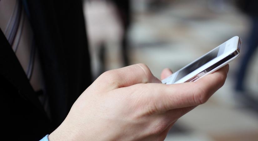 Ha ilyen SMS-t kap, azonnal törölje! – a csalók ismét személyes adatokra pályáznak