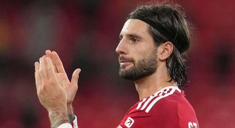 Üzent a magyar hős: Szoboszlai a történelmi válság ellenére elképesztő dicséretet kapott Liverpoolban