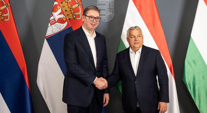 Orbán Viktor: Szerbiának úgy tudunk segíteni, hogy amink van, azt megosztjuk