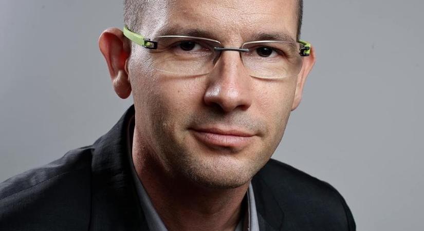 Nem propaganda, „csupán a lapvezetés kérése" volt, hogy a Totalcar az Index Tisza-adós anyagát szemlézze – írta belső körlevélben az Indamedia vezérigazgatója