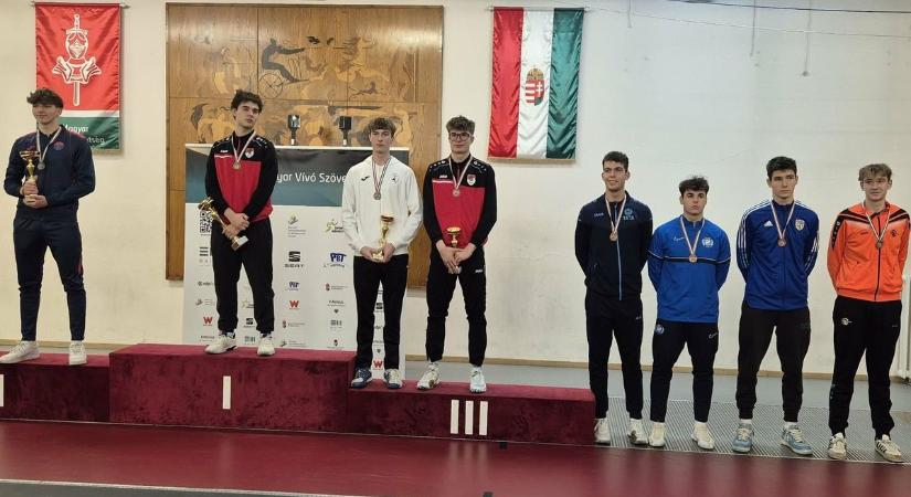 Szépen szerepeltek a szolnoki vívók az országos bajnokságon