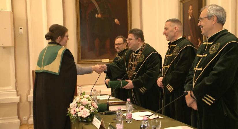 Öt doktori fokozatot osztottak ki a Debreceni Református Hittudományi Egyetemen
