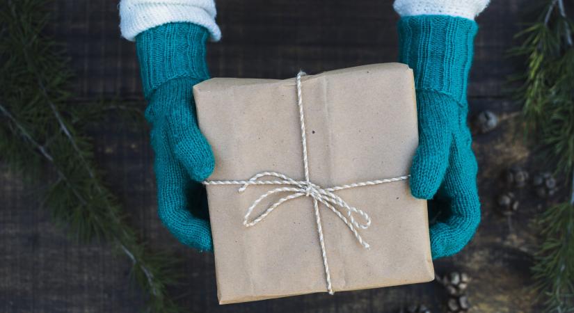 Csomagpontba zárt szeretet