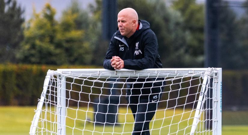 Arne Slot sorsáról döntöttek