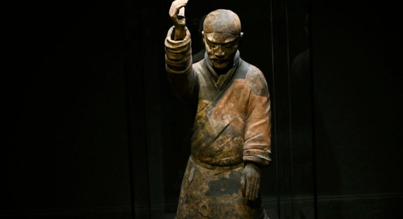 Megnyílt a kínai agyagkatonákat bemutató kiállítás a Szépművészeti Múzeumban