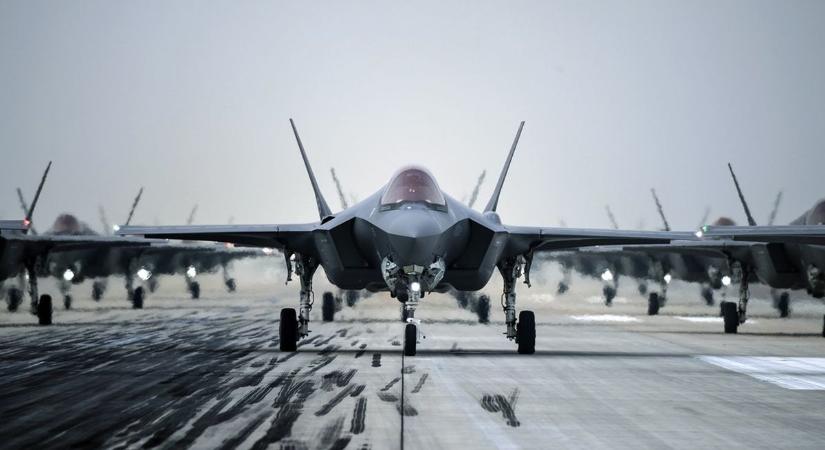 Nagy bevásárlásba kezdtek a lengyelek: amerikai F35-sökkel gazdagítják a légerejüket
