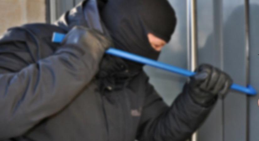 Mezítlábas betörő tartotta rettegésben Debrecent – 31 alkalommal csapott le
