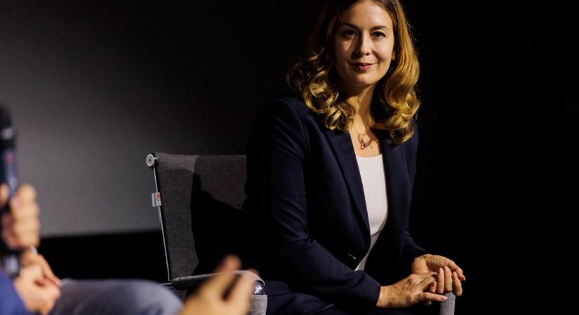 A Momentum a parlamenti frakcióból is kizárta Cseh Katalint