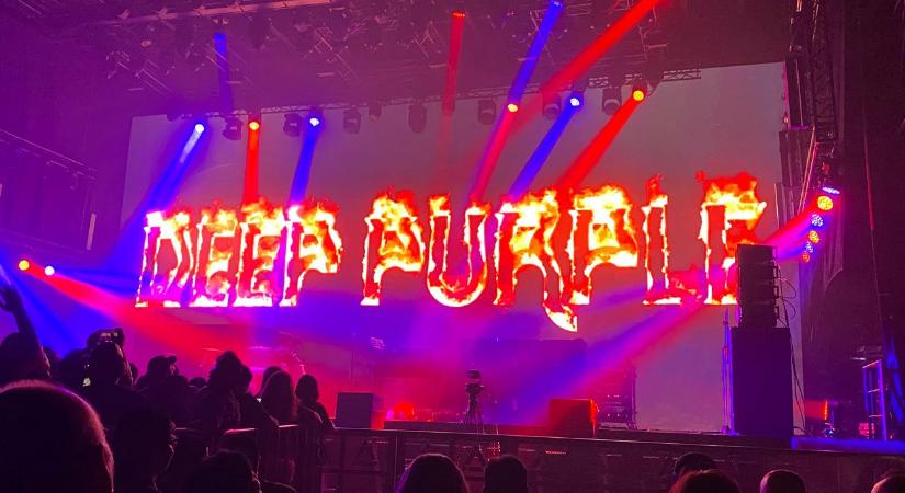 Itt megnézheted a Deep Purple 4 nappal ezelőtti Kuala Lumpurban rendezett koncertjét
