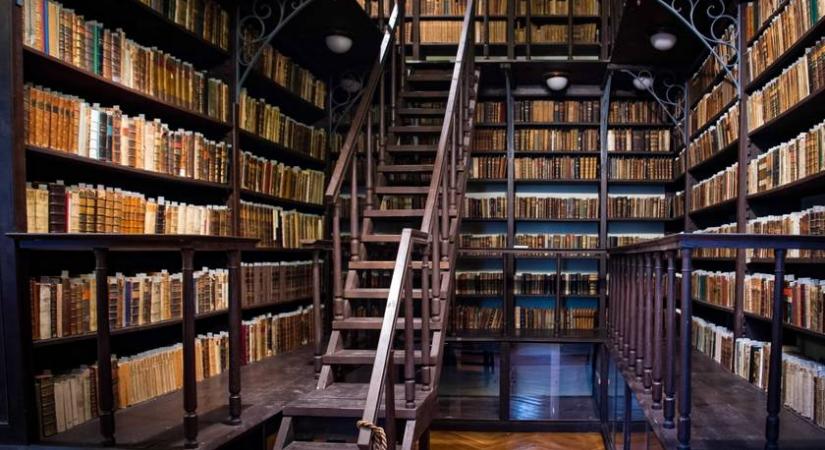 Ez az első teljesen magyar nyelvű könyv: közel 500 éves