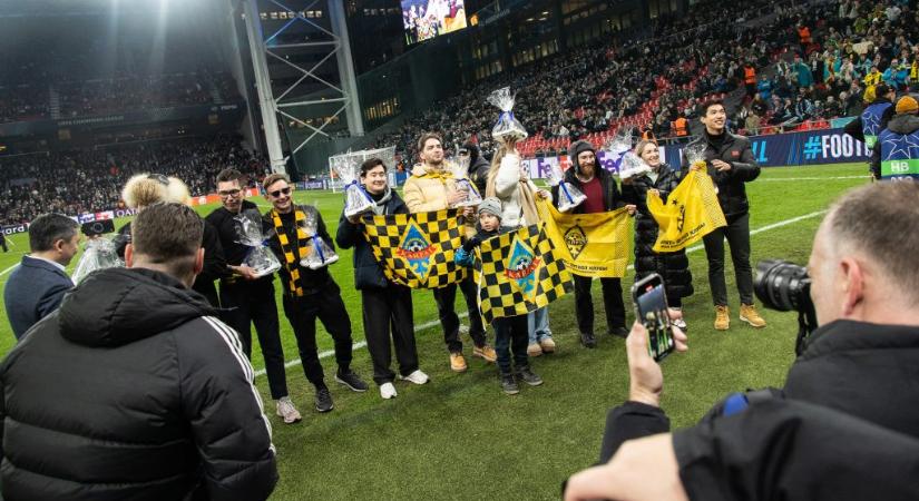 Az ellenfél szurkolóit ünnepelte meg egy csapat a Bajnokok Ligájában