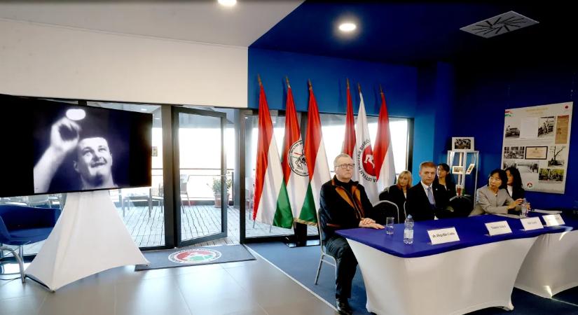 Kiállítás nyílt Kozma István és Jamamoto Takao barátságáról a KIMBÁN