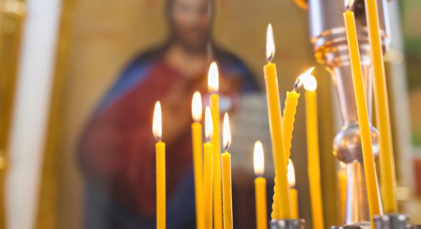 A háború óta az orosz egyház durván megkopasztják a híveiket