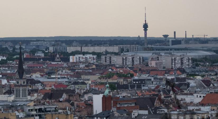 Még az ellenzéki többséget is feláldozták a XV. kerületben, hogy átmenjen Tiborcz volt üzlettársának gigaprojektje