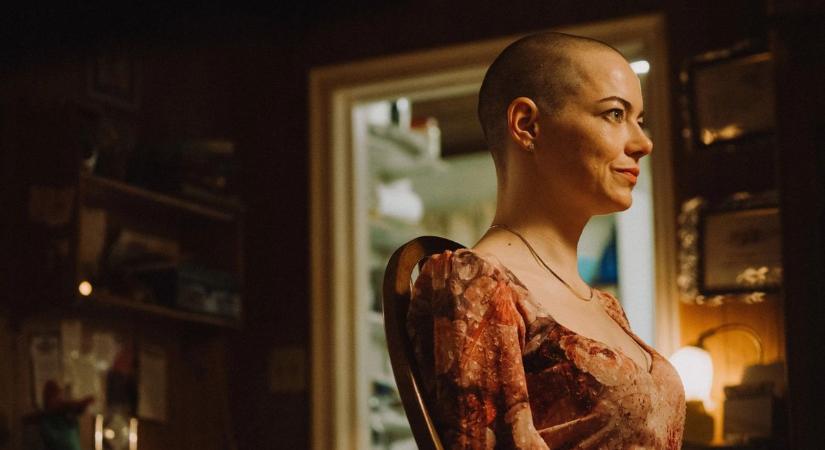 Két férfi földönkívülinek nézte és elrabolta az amerikai sztárszínésznőt