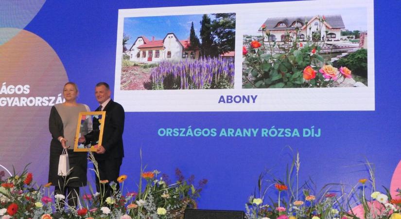 Abony hatalmas sikert aratott: országos díjjal jutalmazták a települést