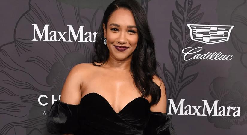 Az amerikai színésznő, Candice Patton hol bikiniben, hogy egy falatnyi felsőben villantott