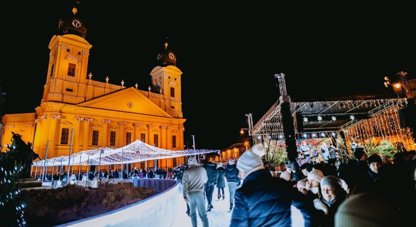 Magyarországon van Európa legszebb karácsonyi korcsolyapályája – videó