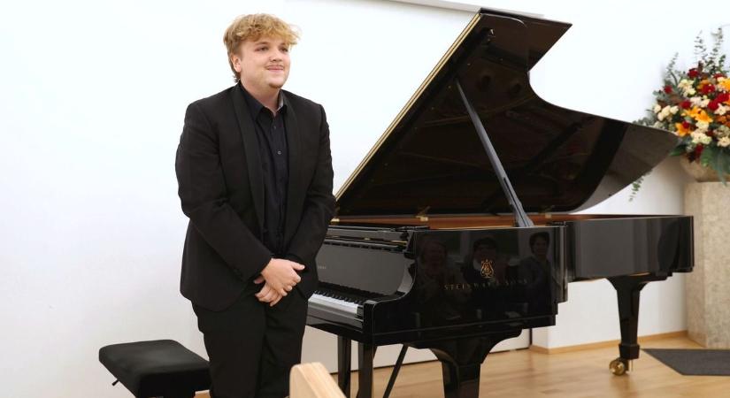 Szegedi tehetség ragyogott New Yorkban: Balázs-Piri Soma újabb nemzetközi sikert hozott a városnak