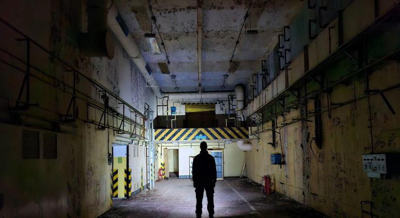 A lebukást is bevállalják – Így élnek túl a titkos bunkert felfedező urbexesek (videó)