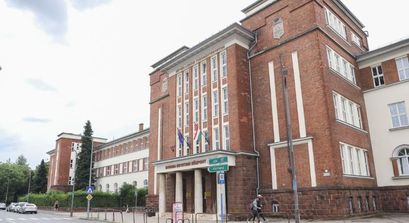 Új tanszék az ELTE Savaria Egyetemi Központban