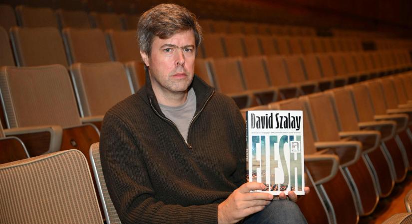 „Semmiképpen sem átutazó vagyok Magyarországon” – HVG-portré a Booker-díjas David Szalayval