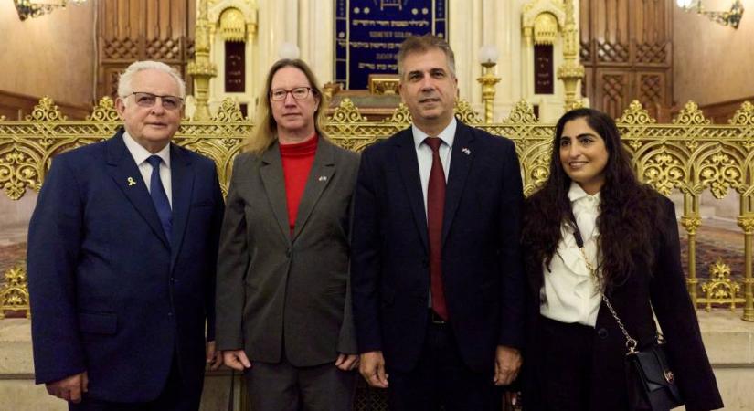 Izraeli miniszter látogatott ma a Dohány utcai zsinagógába