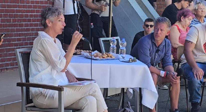 Leköpték Bódis Krisztát, a Tisza Párt jelöltjét – Magyar Péter rádörrent a Fidesz-szavazókra