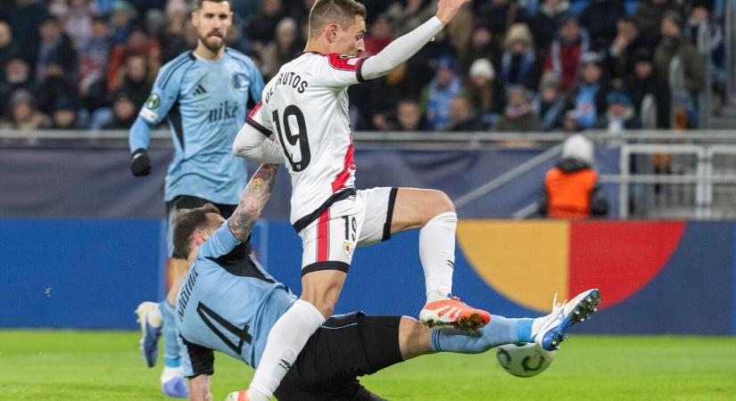 Topligás csapatot vert a Slovan, a szurkolók Weissnek üzengettek