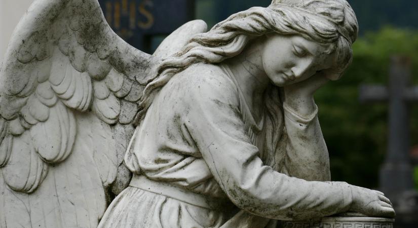 Órákkal felesége halála után hunyt el Póka László