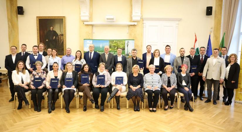 Az év fiatal testnevelője a vései Vörös Kristóf lett