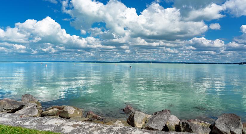 Rejtélyes struktúra lapul a Balatonban