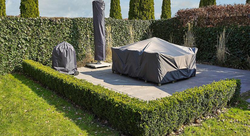 4 ok, amiért szükséged van kertibútor ponyvára