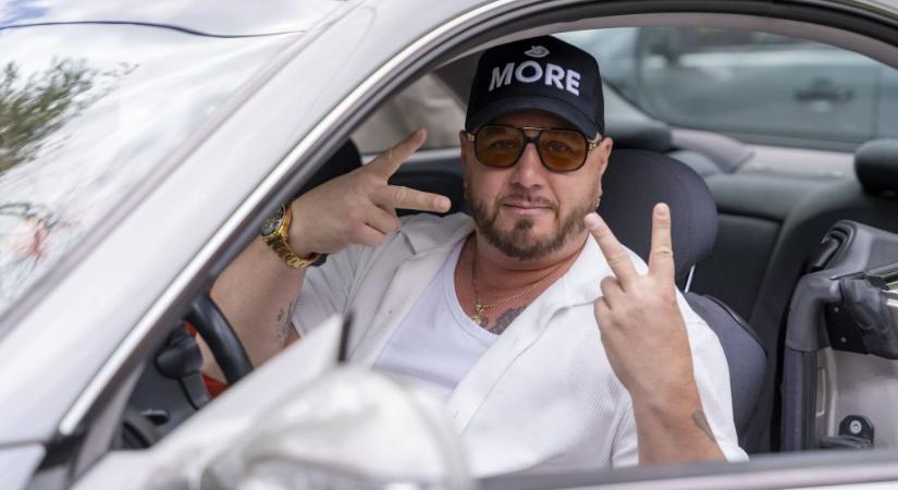 Zámbó Krisztián a fiatal zenészekről: Teszik magukat tönkre, közben sírnak, hogy jaj, miért vagyunk ilyen gazdagok