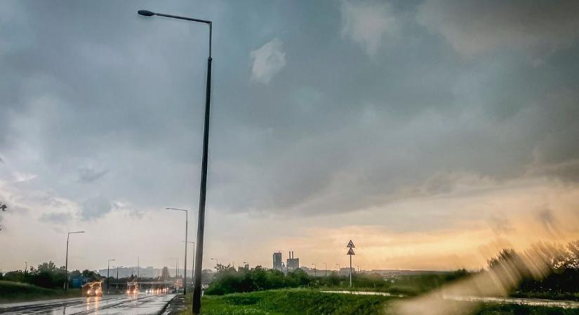 Hideg reggel és komor égbolt vár ránk pénteken