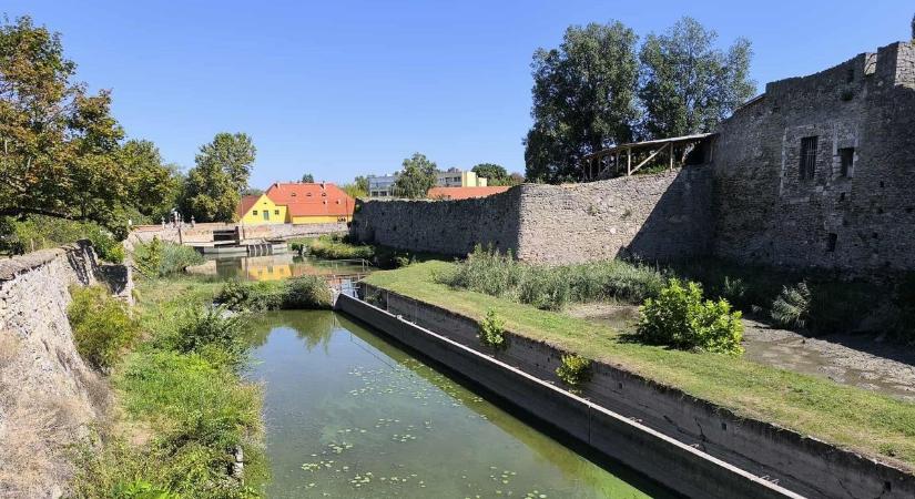 Fordulat a tatai várárok ügyében – végre megszületett a döntés