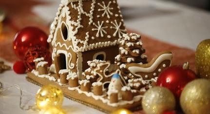 Fényár és adventi forgatag: péntektől látogatható a pécsi karácsonyi vásár