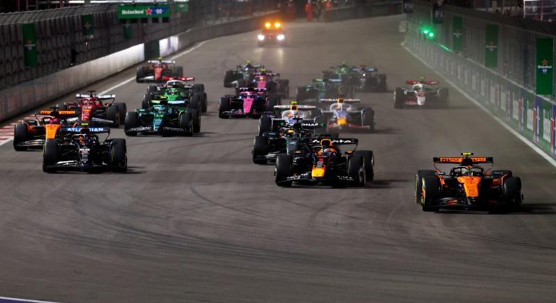 „Lando egyszerűen elfelejtett fékezni a rajt után” – Jos Verstappen beszólt Norrisnak