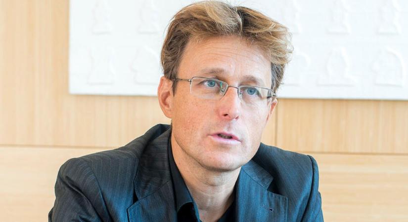 Zsiday Viktor: mindhárom feltétel adott a félautoriter rendszer vezetőjének leváltásához