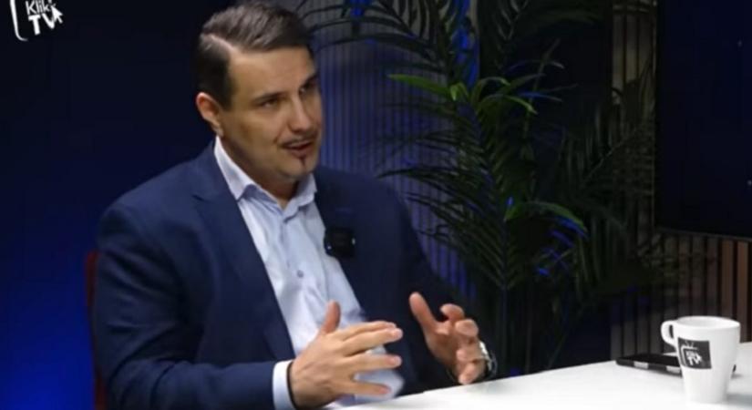 Mesterházy Attila: Orbánnak nem osztanak lapot