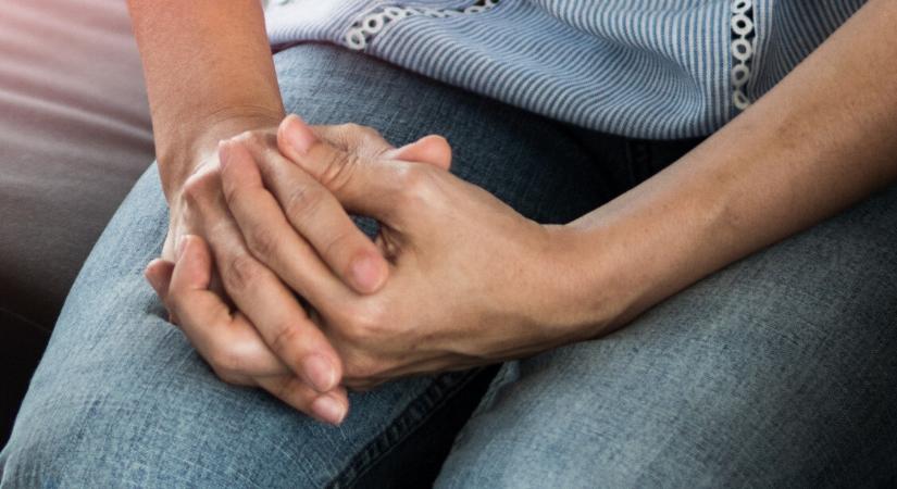 Évekig rejtőzhet a veszélyes nemi betegség – Így lehet időben felismerni