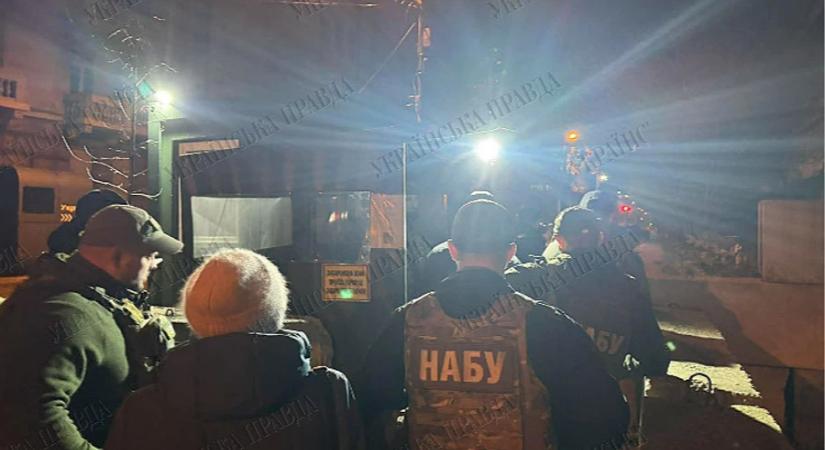 A NABU házkutatást tart Zelenszkij jobbkezénél, Andrij Jermak elnöki hivatalvezetőnél