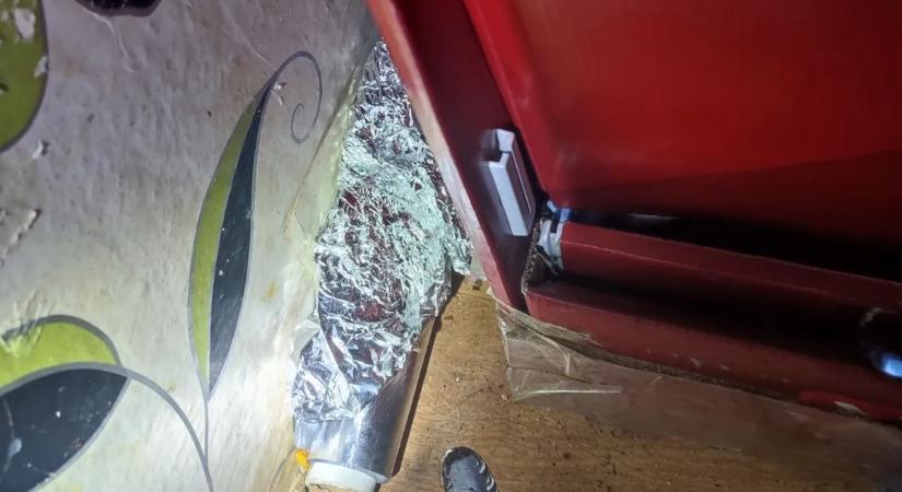 Kályhában és gyerekágyban rejtegette a drogot a 31 éves férfi - nem kegyelmeztek a rendőrök