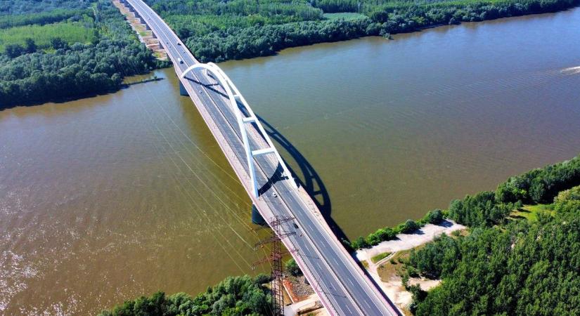 Figyelem! Újabb teljes pályazár jön a Pentele-hídon