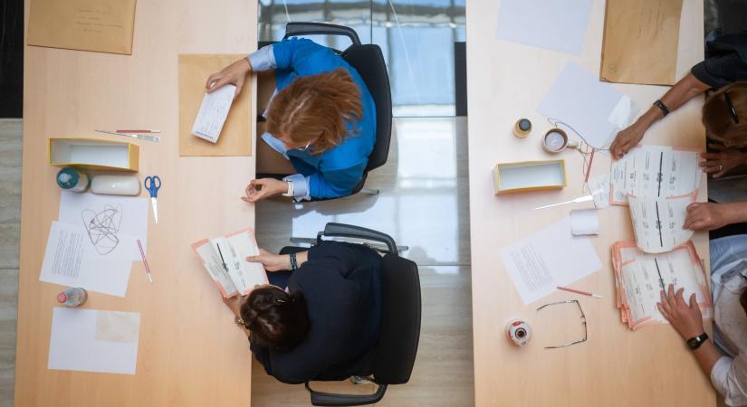 Felmértek egy budapesti választókerületet – meglepően szoros eredmény született