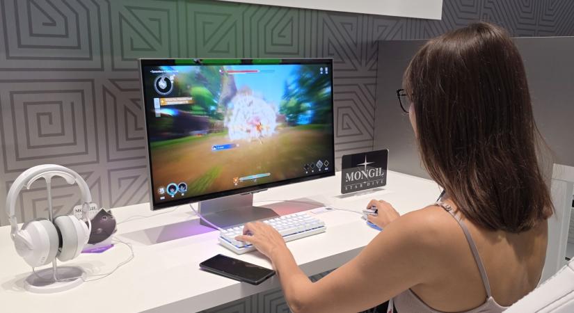 Őrült húzásra készül a Samsung a monitor háborúban