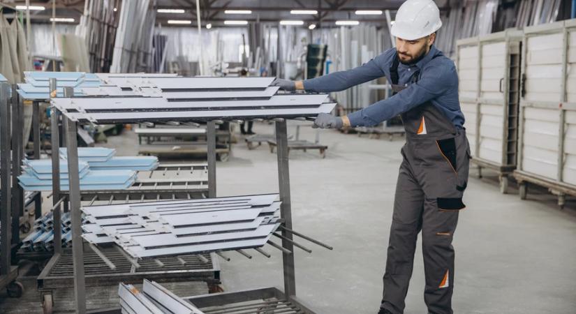 KSH: 4 millió 674 ezren dolgoztak 2025 októberében