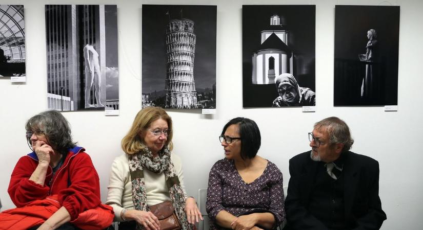 A pécsi fotós közösség, amely minden évben bemutatkozik – a Mecseki Fotóklub megtartotta éves fotókiállítását